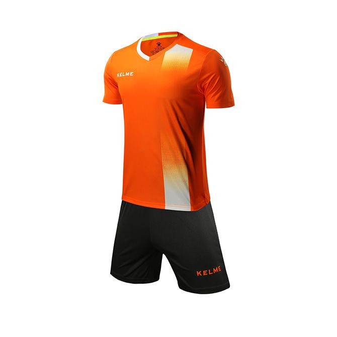 Комплект футбольньої форми оранжево-білий к/р  ...