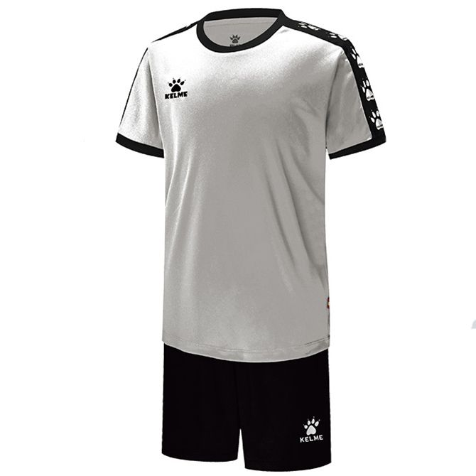 Комплект футбольной формы COLLEGUE бело-черный ...